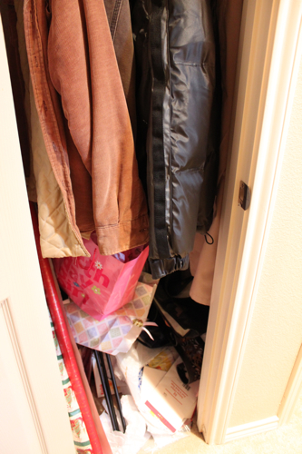 Easy Fixes for a Messy Coat Closet, Thrifty Decor Chick