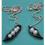 VP Pea Necklace