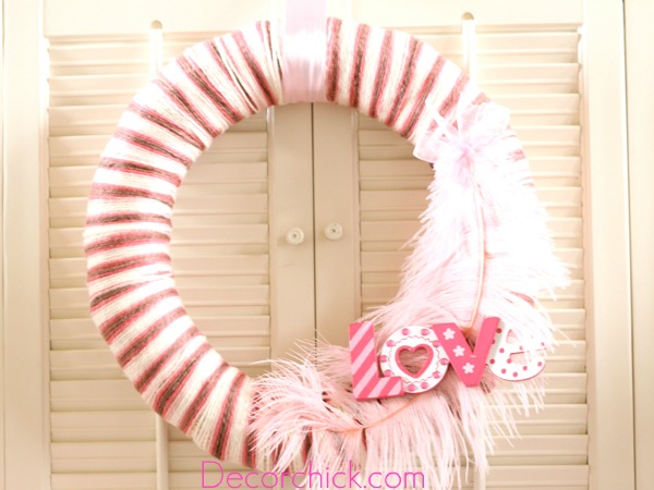 A Pretty Yarn Wreath - Decorchick!