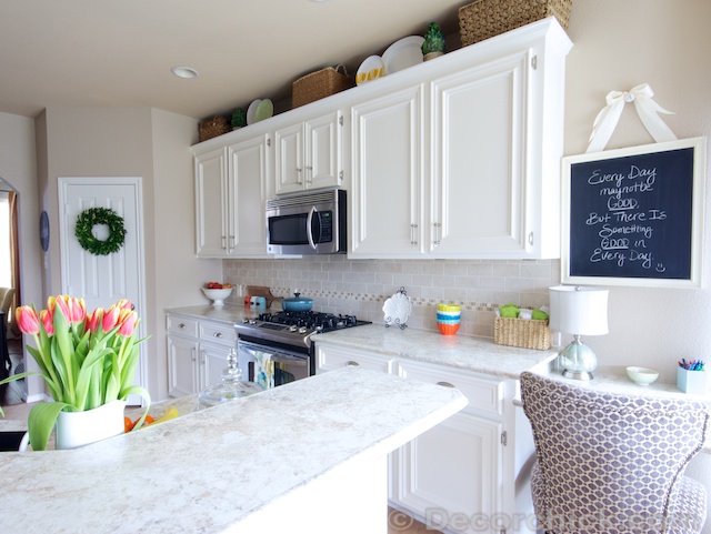 White Kitchen Cabinets