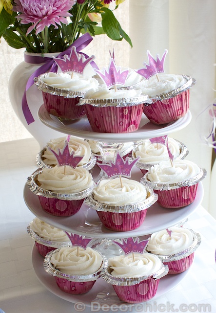 White Rose Cupcakes