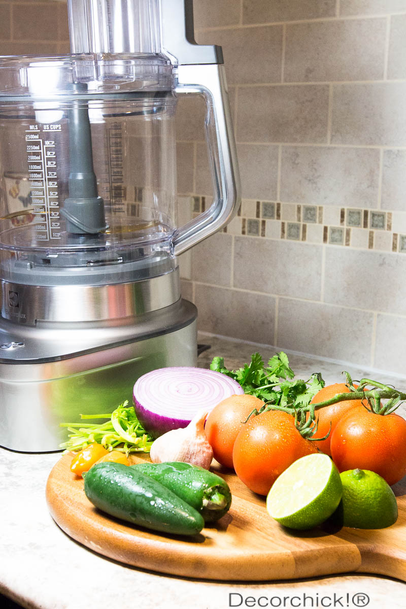 Salsa in Food Processor | Decorchick!®