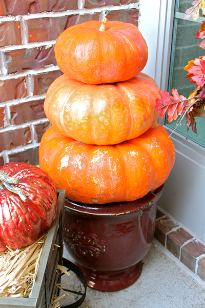 Welcome to Our Fall Front Porch! - Decorchick!