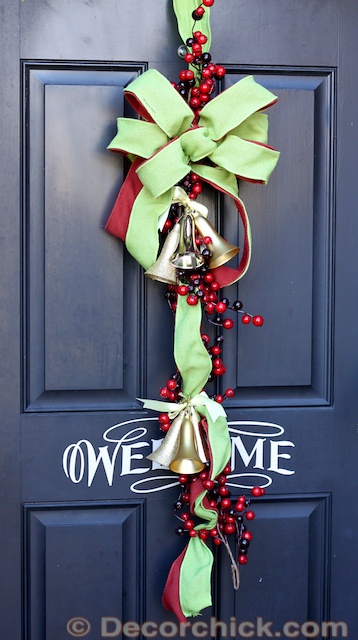 Not Your Average Christmas Wreath {Door Decor}