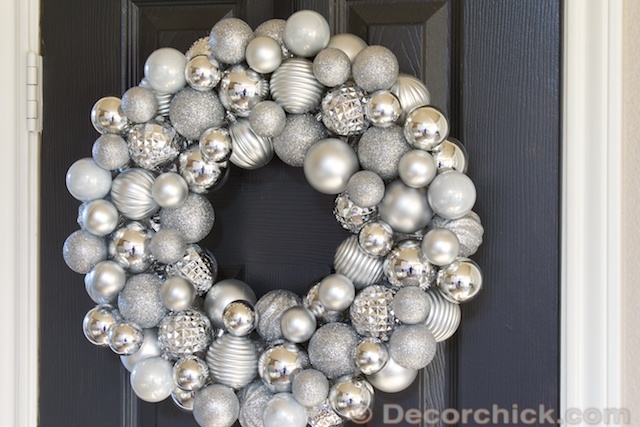 Ornament Wreath | www.decorchick.com